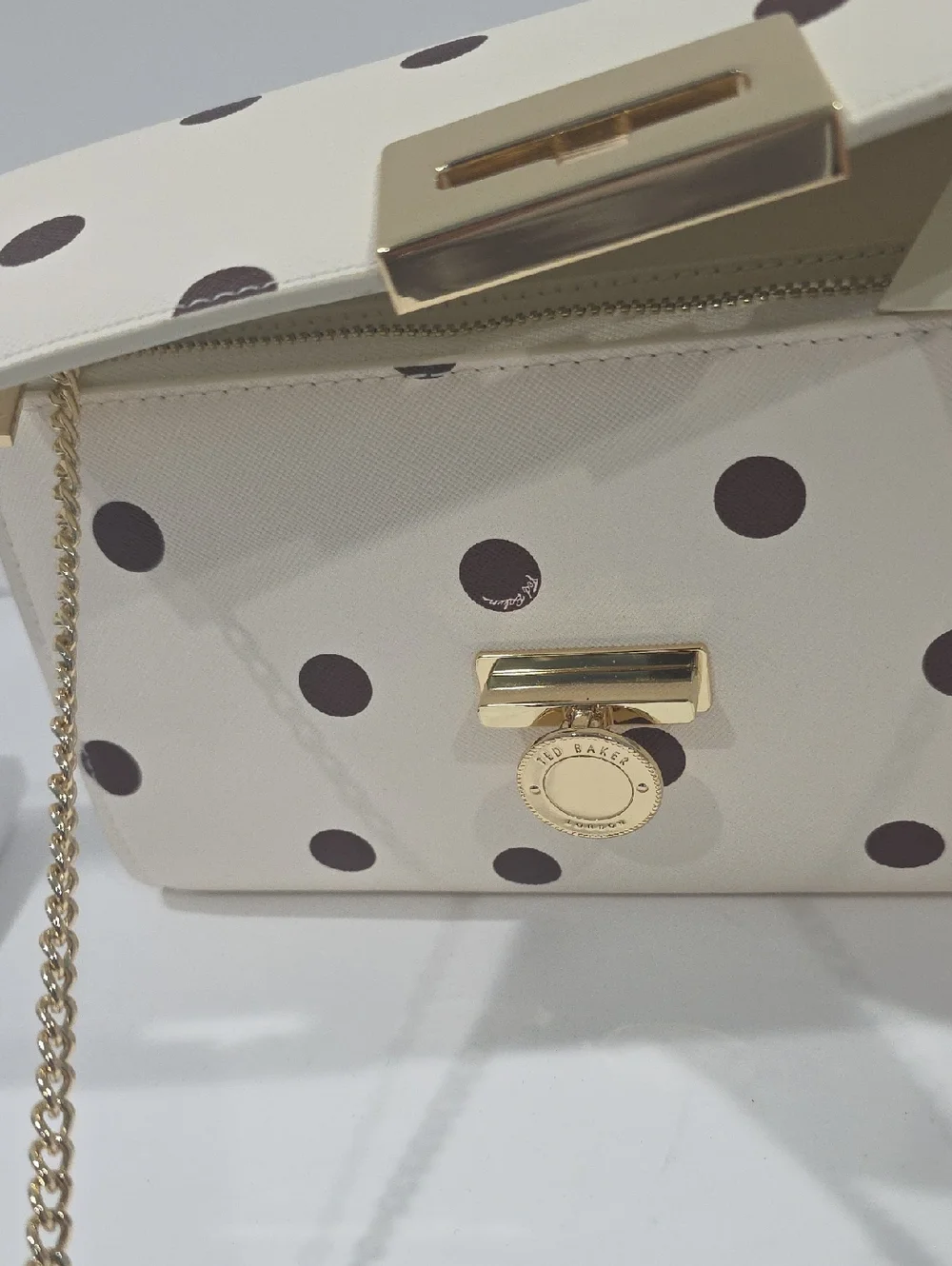 NWT ⭐ Ted Baker PARISA Crossbody Wallet on a Chain Bag Ivory / Brown Polka Dots